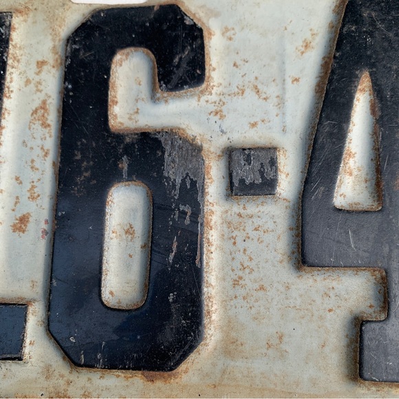 Antique Automobile License Plates - Man Cave -Decor - Old Timers - Picture 9 of 10